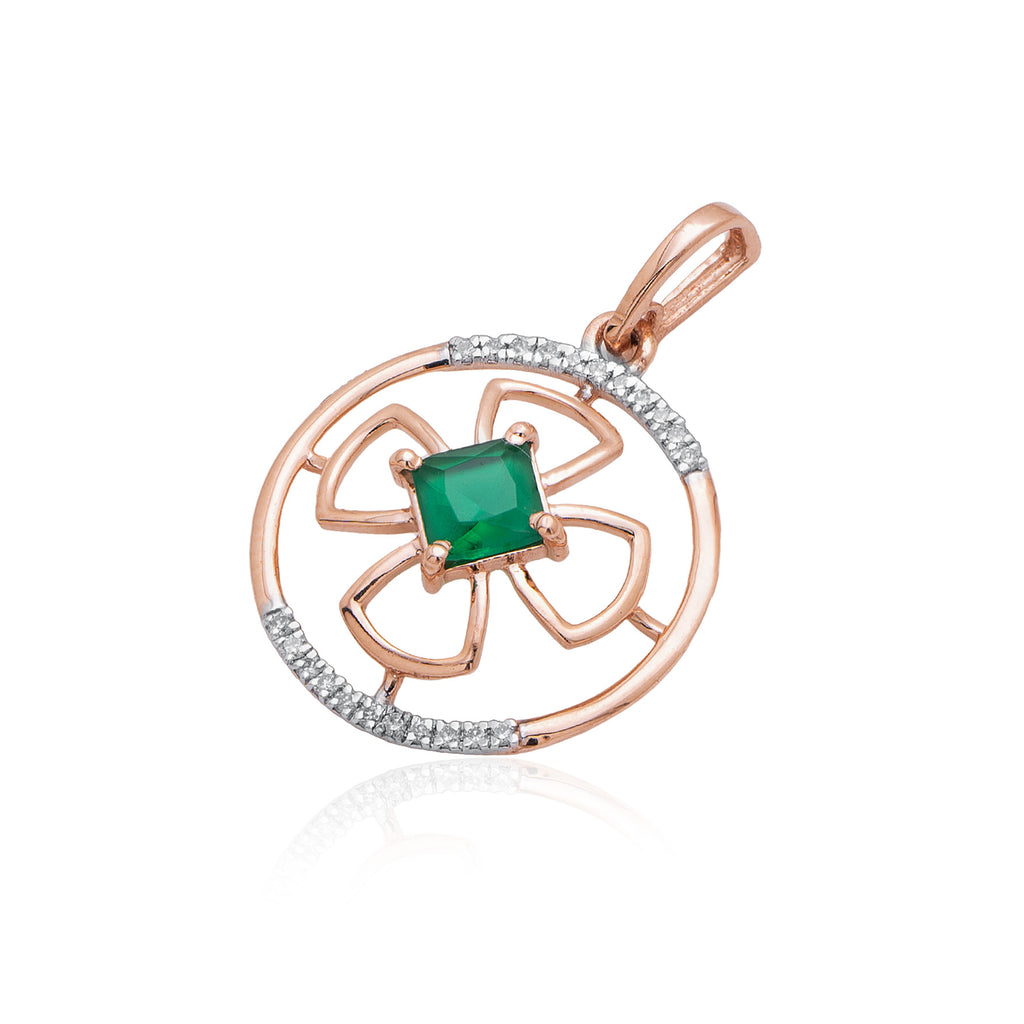 Clover Halo Diamond Pendant – alternate studio view