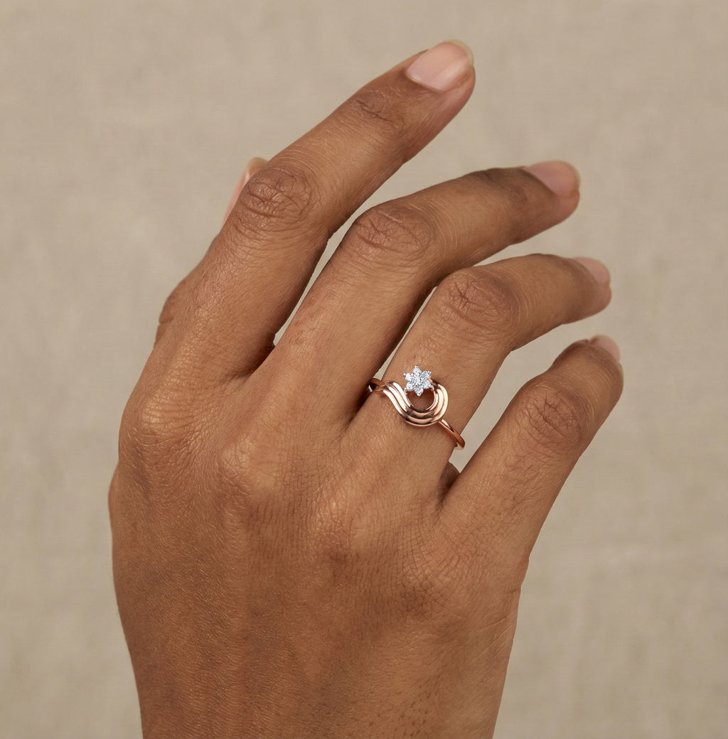 Graceful Wave Diamond Gold Ring